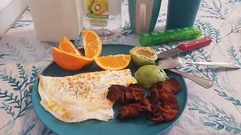 Hostel Marisol Playa Samara