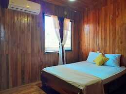 Hostel Marisol Playa Samara