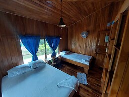 Hostel Marisol Playa Samara