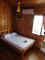 Hostel Marisol Playa Samara