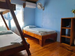 Hostel Marisol Playa Samara