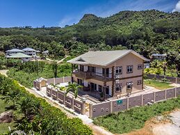 Flora's Self Catering