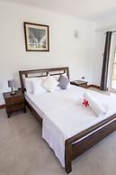 Flora's Self Catering