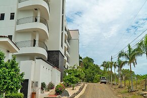 Ocean View Luxury Condo at Flamingo Towers