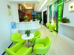 Vatica Beijing Chaoyang West Dawang Rd Jiulongshan Metro Station Hotel