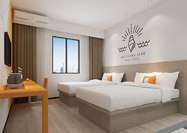 Vatica Beijing Chaoyang West Dawang Rd Jiulongshan Metro Station Hotel