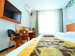 Vatica Beijing Chaoyang West Dawang Rd Jiulongshan Metro Station Hotel