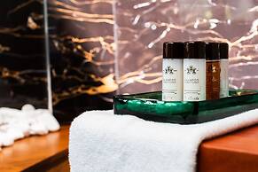 La Suite Boutique Hotel