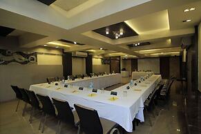 Kumar Resort by Turtle, Lonavala