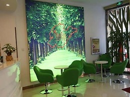 Vatica Qingdao Licang Xiazhuang Hexie Plaza Hotel