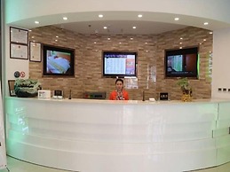 Vatica Qingdao Licang Xiazhuang Hexie Plaza Hotel