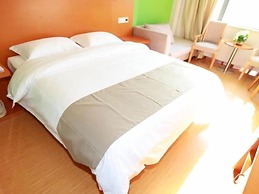 Vatica Qingdao Licang Xiazhuang Hexie Plaza Hotel