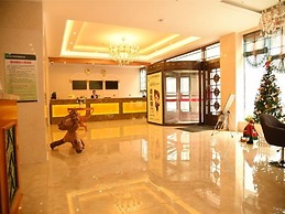 GreenTree Inn Baishan Linjiang Yalv River Express Hotel