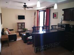 Beachfront Jaco Condos - Fully Equipped - 6 Pax