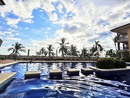 Beachfront Jaco Condos - Fully Equipped - 6 Pax