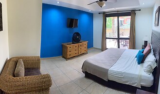 Beachfront Jaco Condos - Fully Equipped - 6 Pax