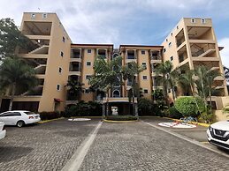 Beachfront Jaco Condos - Fully Equipped - 6 Pax