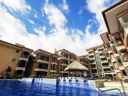 Beachfront Jaco Condos - Fully Equipped - 6 Pax