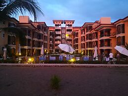 Beachfront Jaco Condos - Fully Equipped - 6 Pax