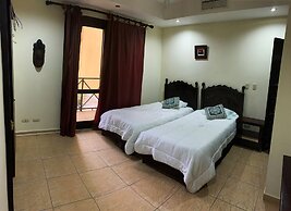 Beachfront Jaco Condos - Fully Equipped - 6 Pax