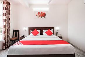 OYO 35787 Hotel Lotus