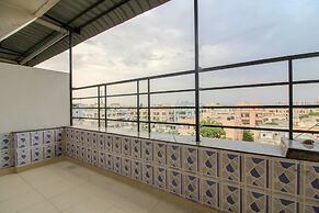 OYO 43619 Sahasra Residency