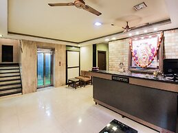 OYO VSK145 Ssg Residency