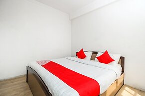 OYO 26454 City Star Hotel & Restaurant