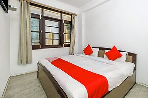 OYO 26454 City Star Hotel & Restaurant