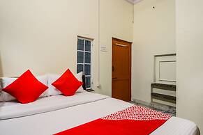 OYO 30000 Hotel Panghat