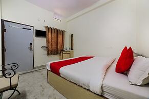 OYO 30231 Hotel Anshu