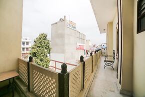 OYO 30231 Hotel Anshu