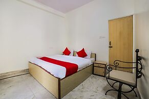 OYO 30231 Hotel Anshu