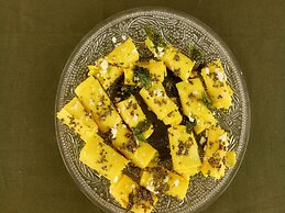 OYO 29179 The Biztel