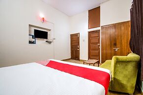 OYO Flagship 23420 Patliputra Heritage Guest House