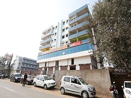 OYO 23463 Ar Square