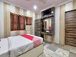 OYO 30473 New Hotel Suman