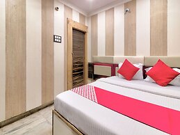 OYO 30473 New Hotel Suman