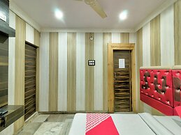 OYO 30473 New Hotel Suman