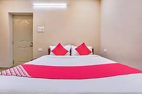 OYO 29878 Sri Abirami Inn