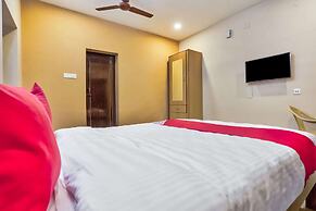 OYO 29878 Sri Abirami Inn