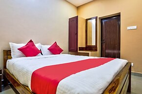 OYO 29878 Sri Abirami Inn