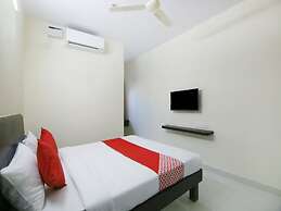 CAPITAL O 23461 Champion Lotus