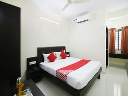 CAPITAL O 23461 Champion Lotus