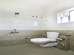 CAPITAL O 23461 Champion Lotus