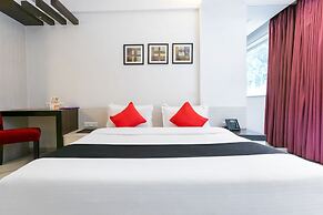 Capital O 45587 The Roa Hotel