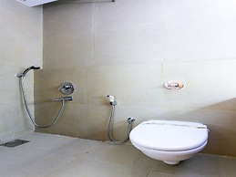 Capital O 45587 The Roa Hotel