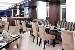 Capital O 45587 The Roa Hotel