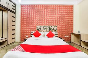 Capital O 37274 The Royal Palace