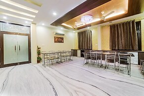 Capital O 37274 The Royal Palace